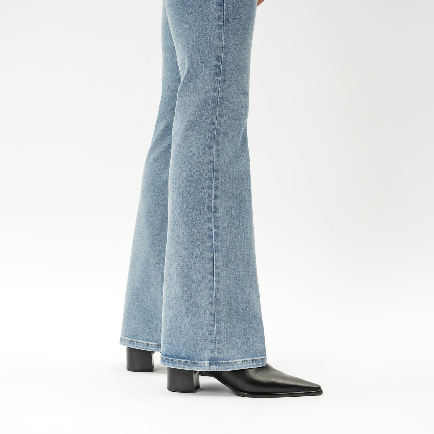 Bootcut ComfortDenim™ Jeans