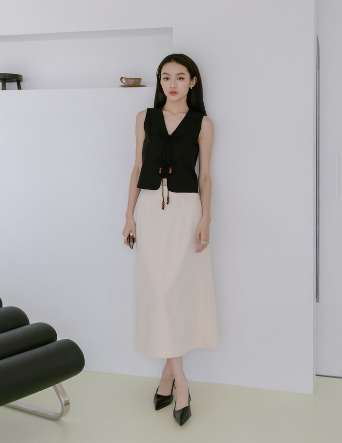 Abby Tie-Front Linen Vest in Black