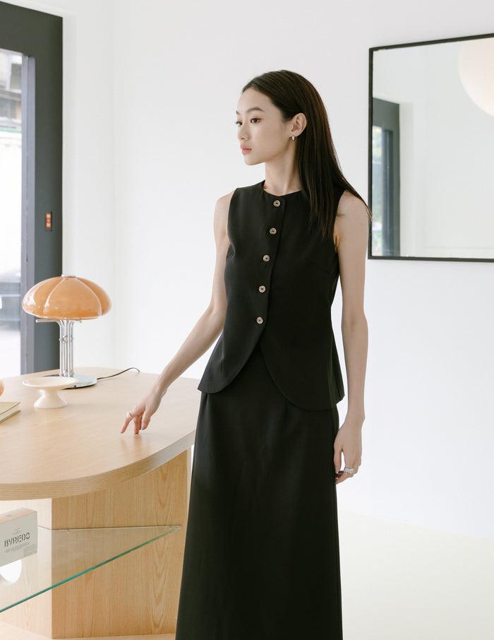 Allison Button Front Vest Top in Black