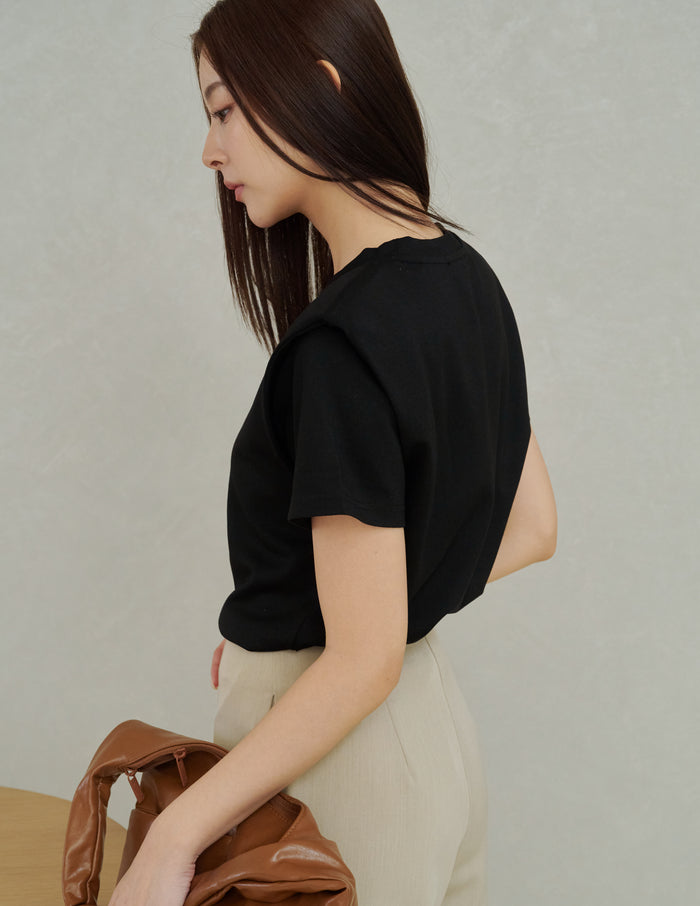 Gigi Shoulder Padded Muscle Tee in Black