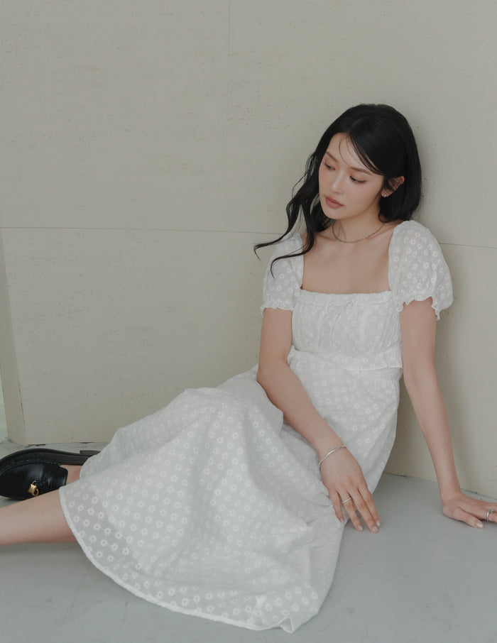 Jasmine Padded Maxi Dress in Daisy Eyelet