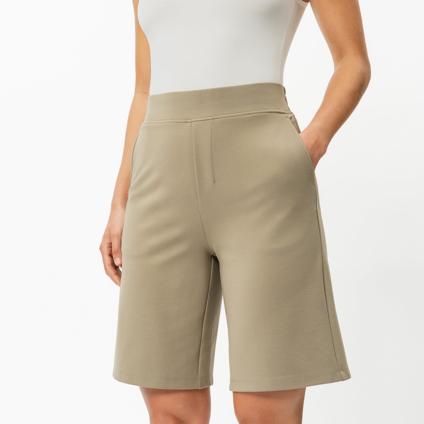 Light Ponte Shorts