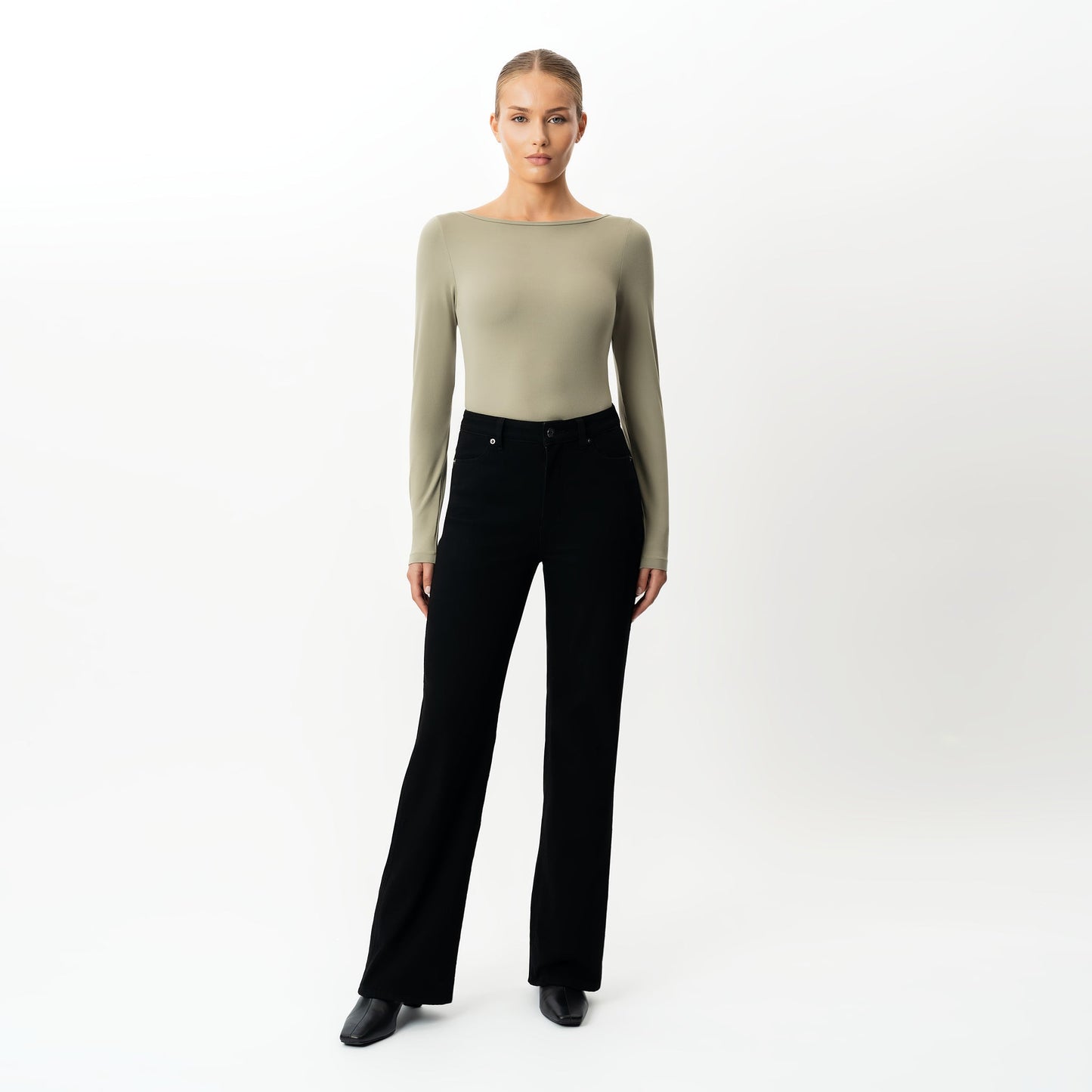 Soft Boatneck Long-sleeve