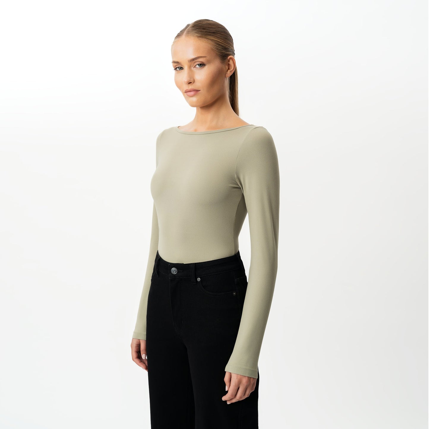 Soft Boatneck Long-sleeve