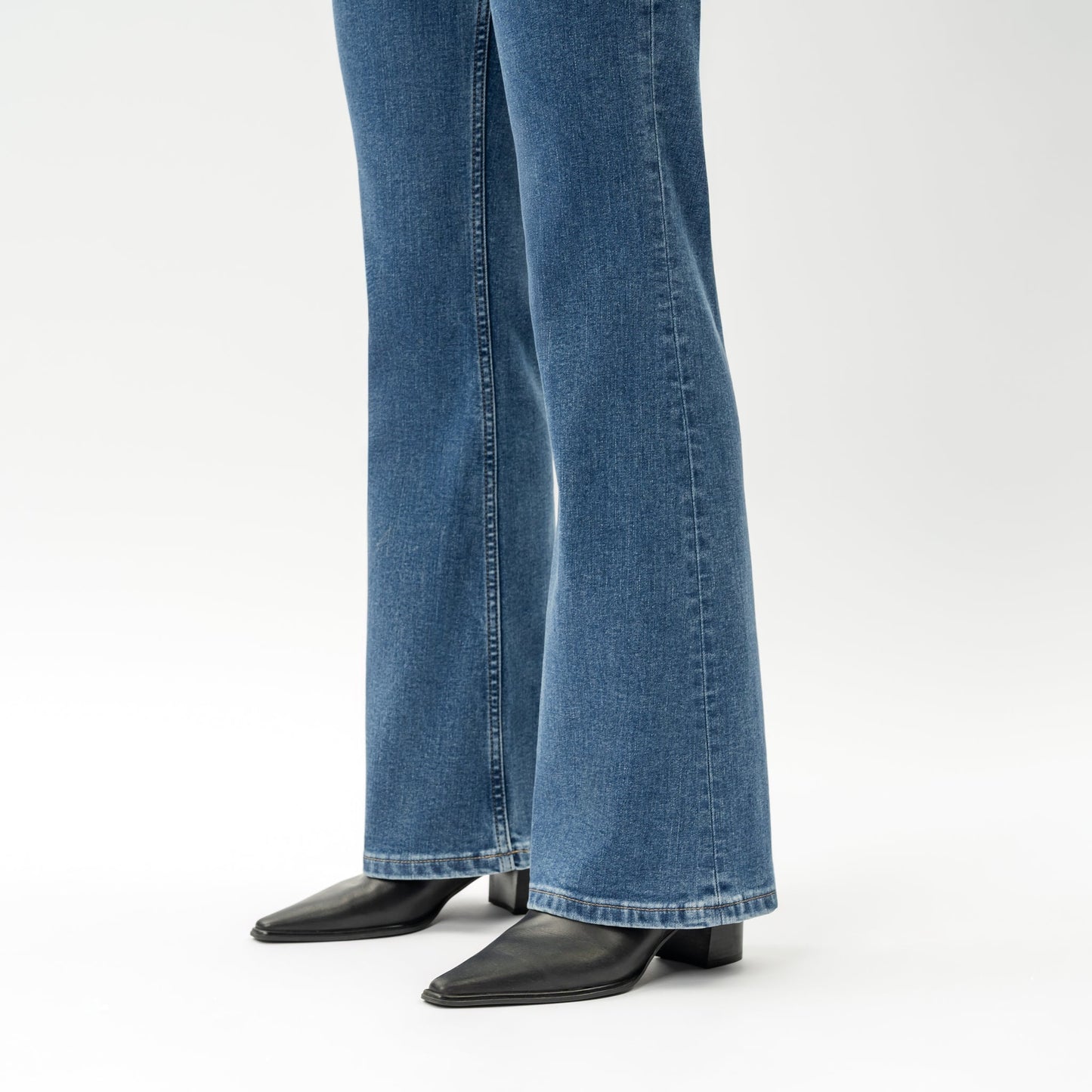 Bootcut ComfortDenim™ Jeans