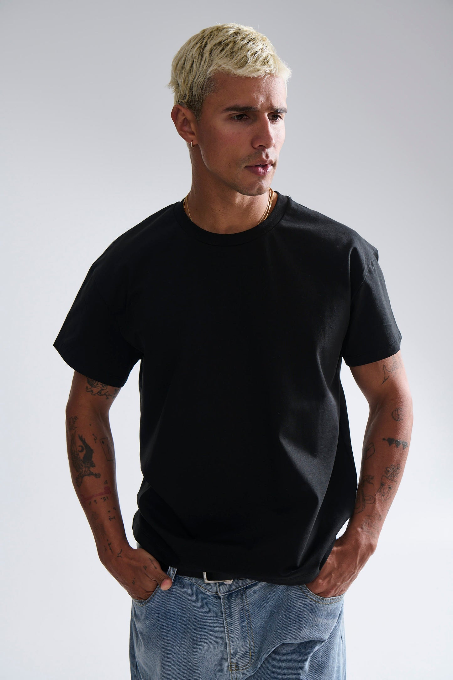 Fitted Stretch Tee Black - FINAL SALE