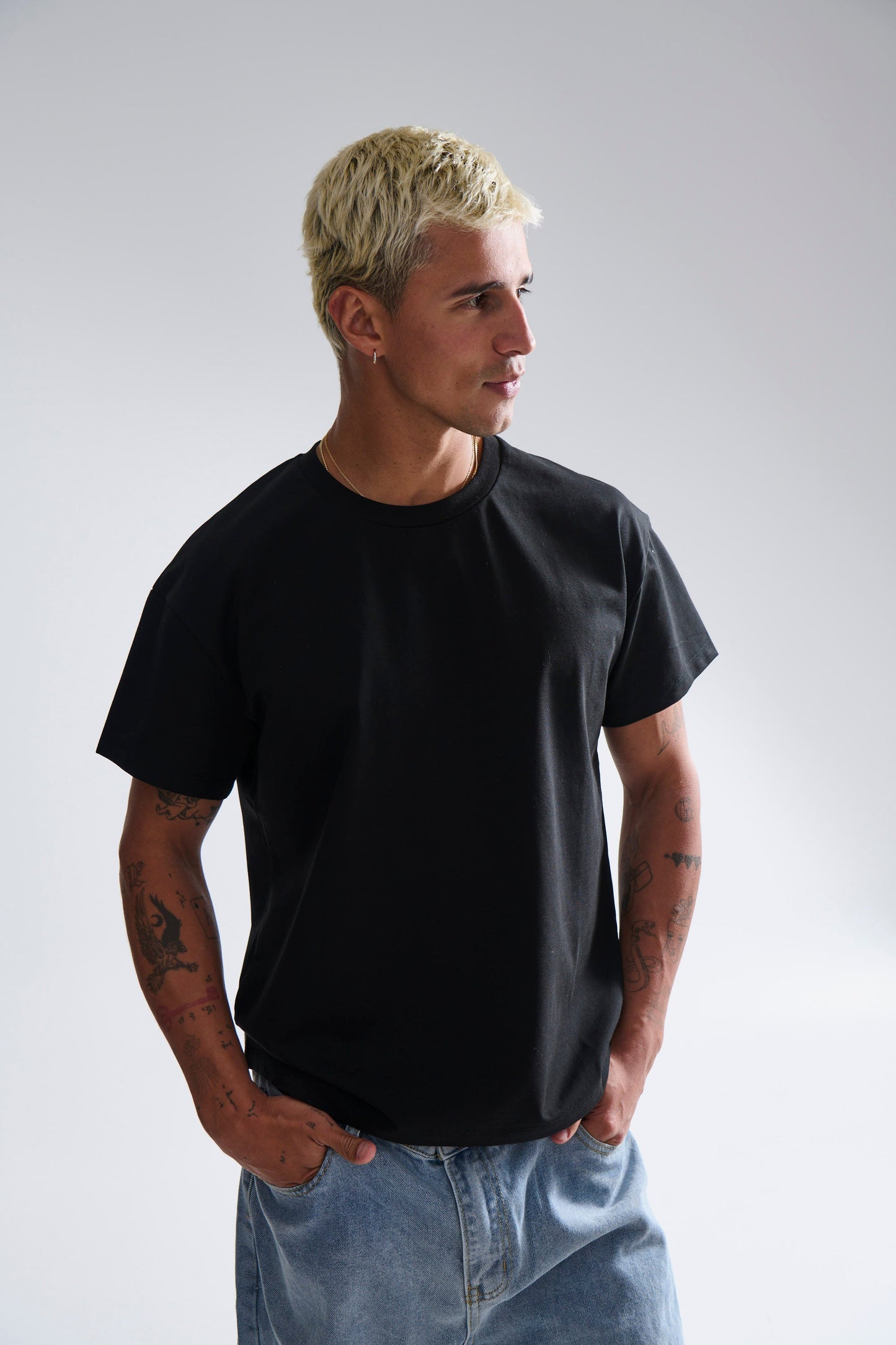 Fitted Stretch Tee Black - FINAL SALE
