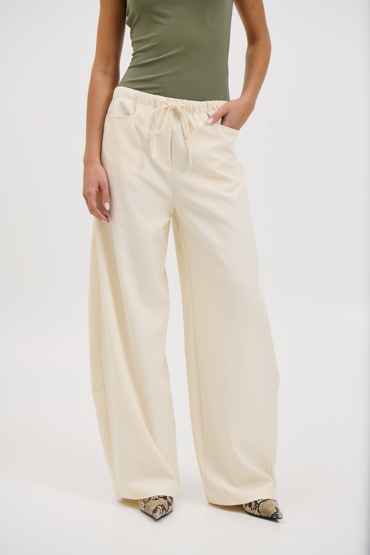 Aubrey Pant Milk