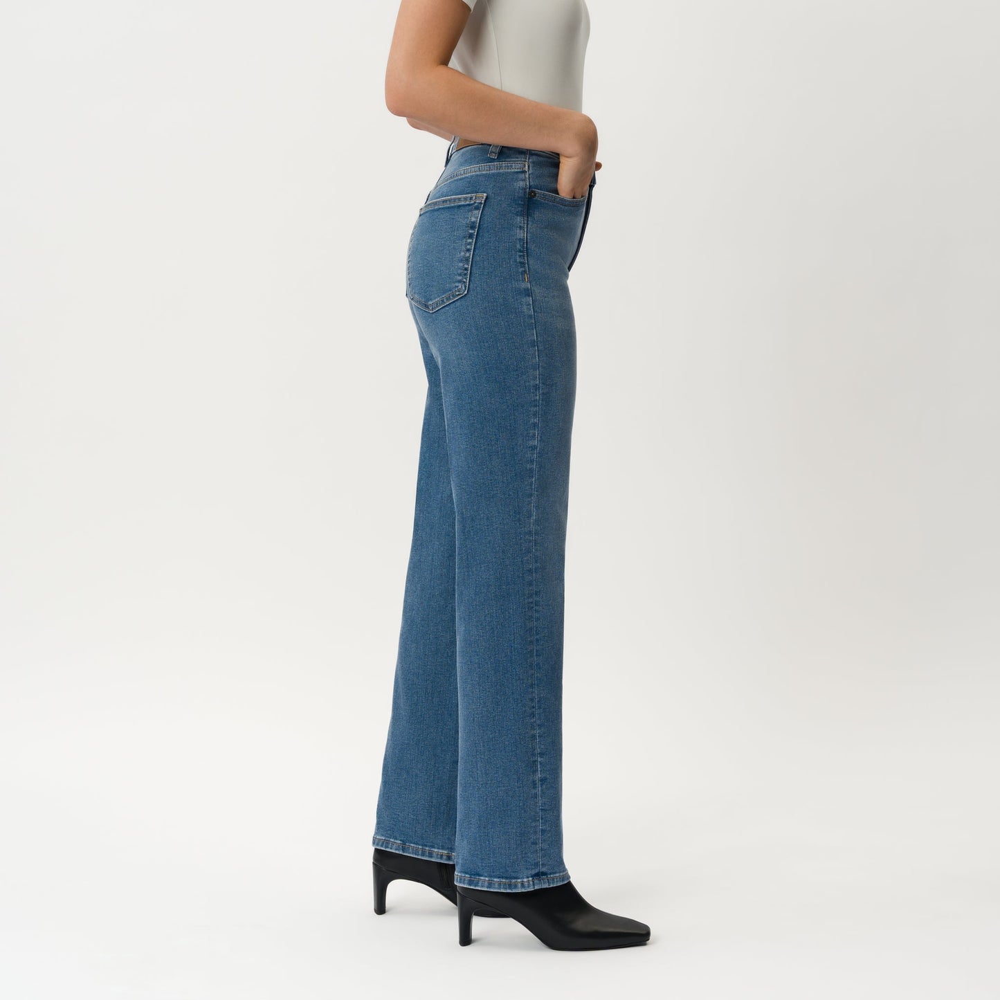 Classic Straight ComfortDenim™ Jeans
