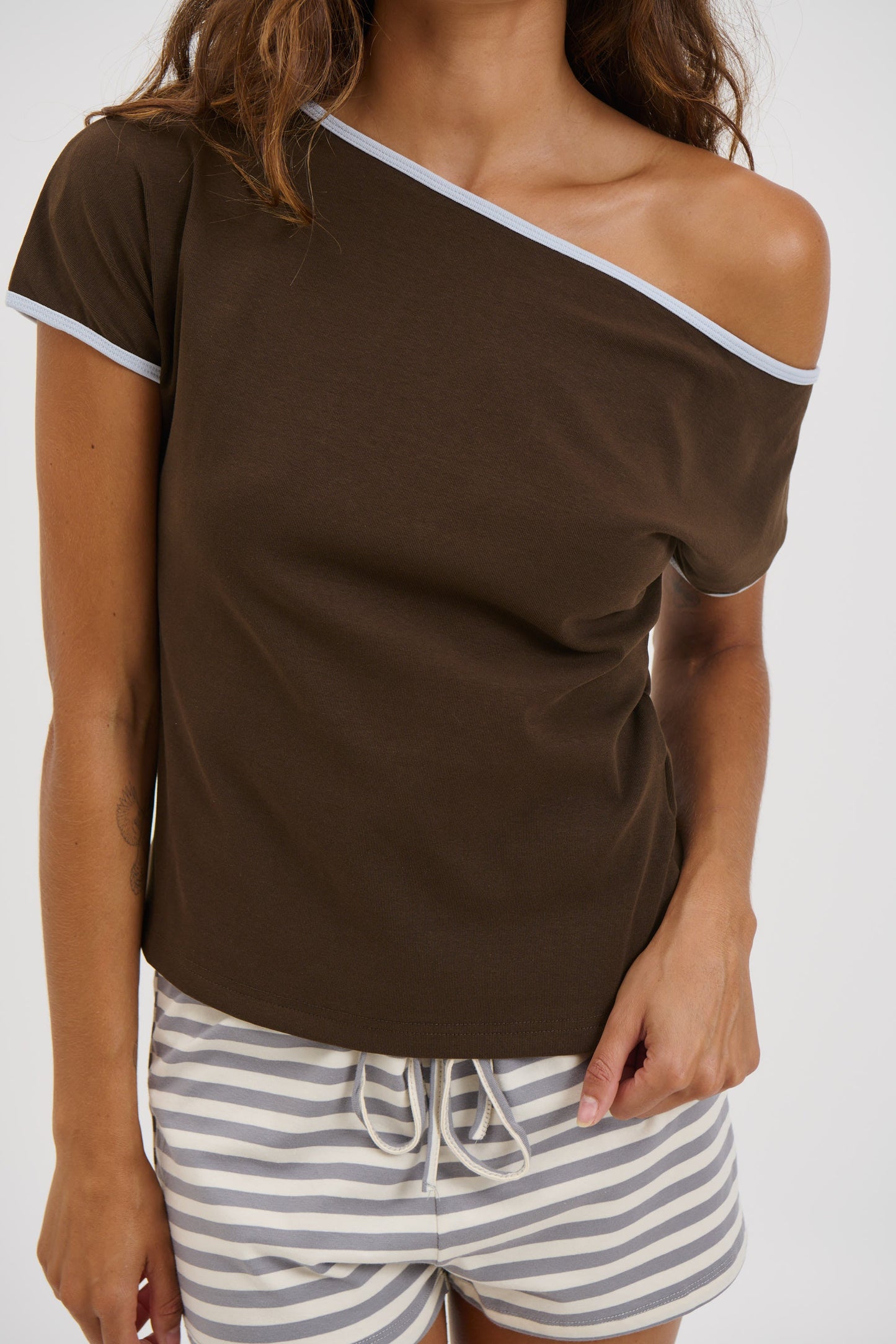 Alia Top Chocolate