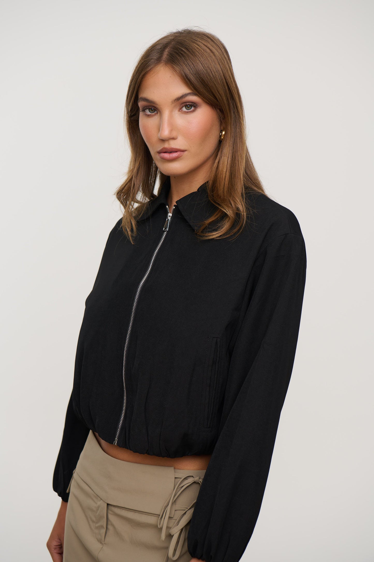 Alix Bomber Black