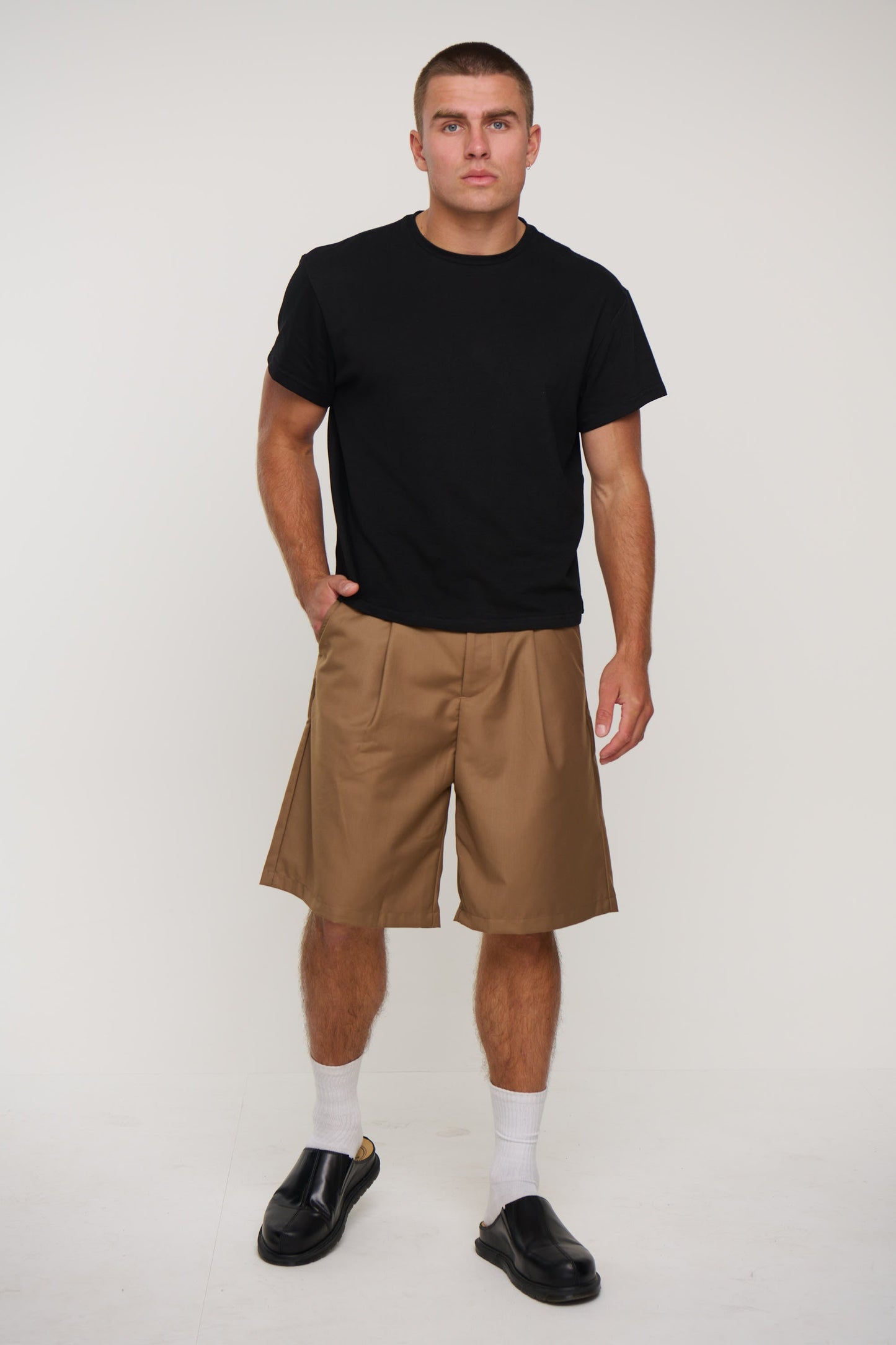 Dom Relaxed Short Choc