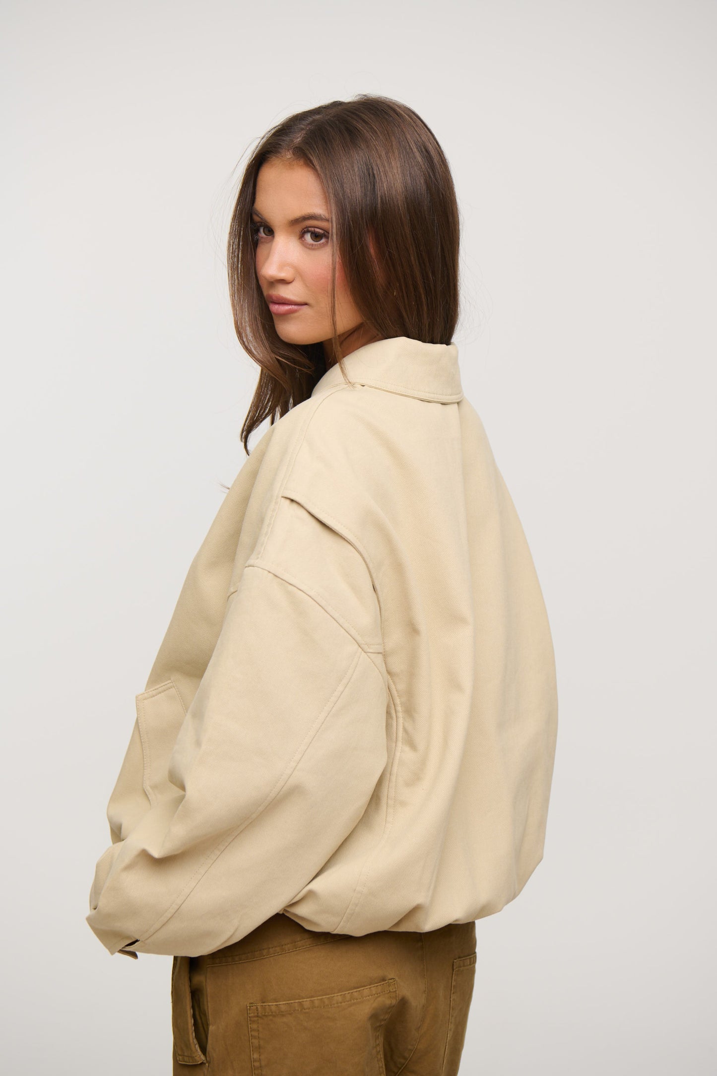 Kenny Bomber Sand