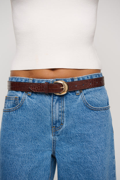 Gwyneth Belt Chocolate Croc Shine/Gold