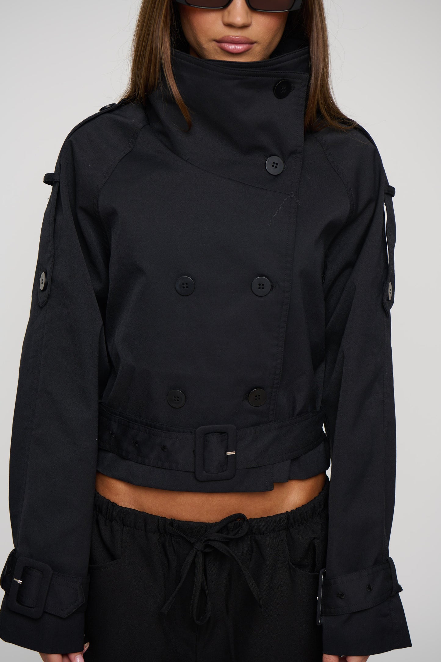 Blanc Cropped Trench Noir