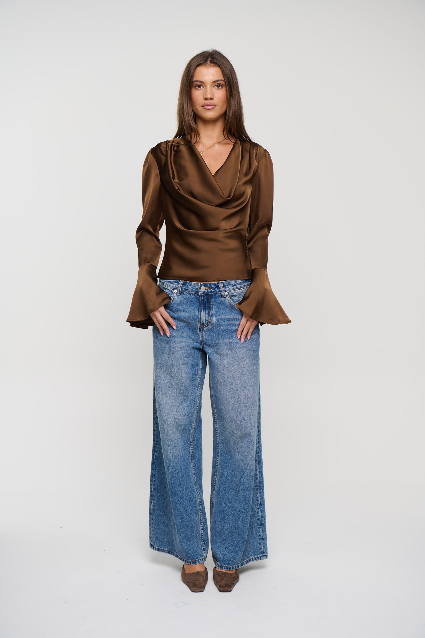 Arna Long Sleeve Chocolate