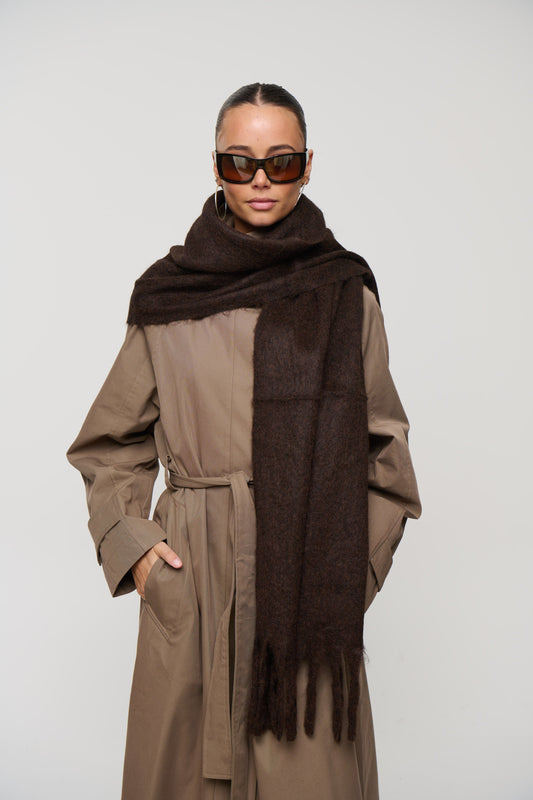 Ilaria Fluffy Scarf Chocolate