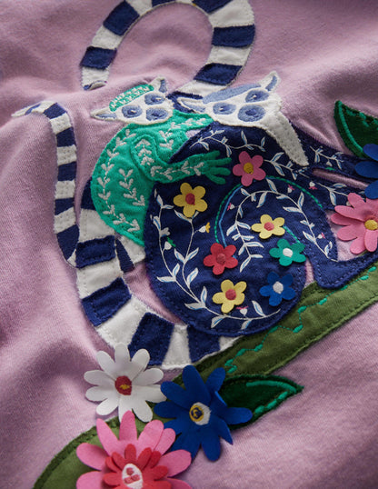 Appliqué T-Shirt-Soft Lavender Lemur