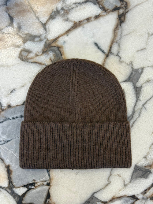 Classic Beanie Chocolate