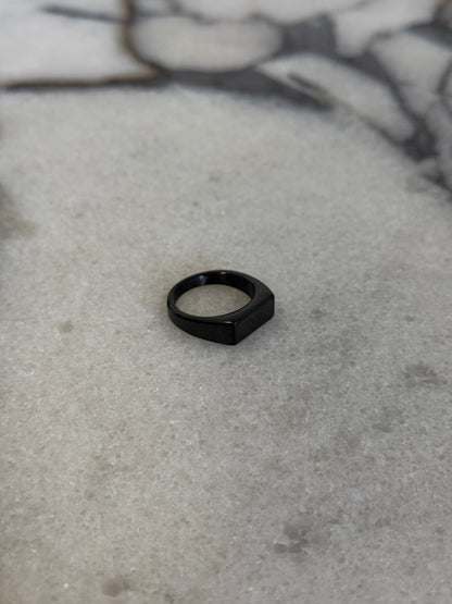 Classic Signet Ring Black