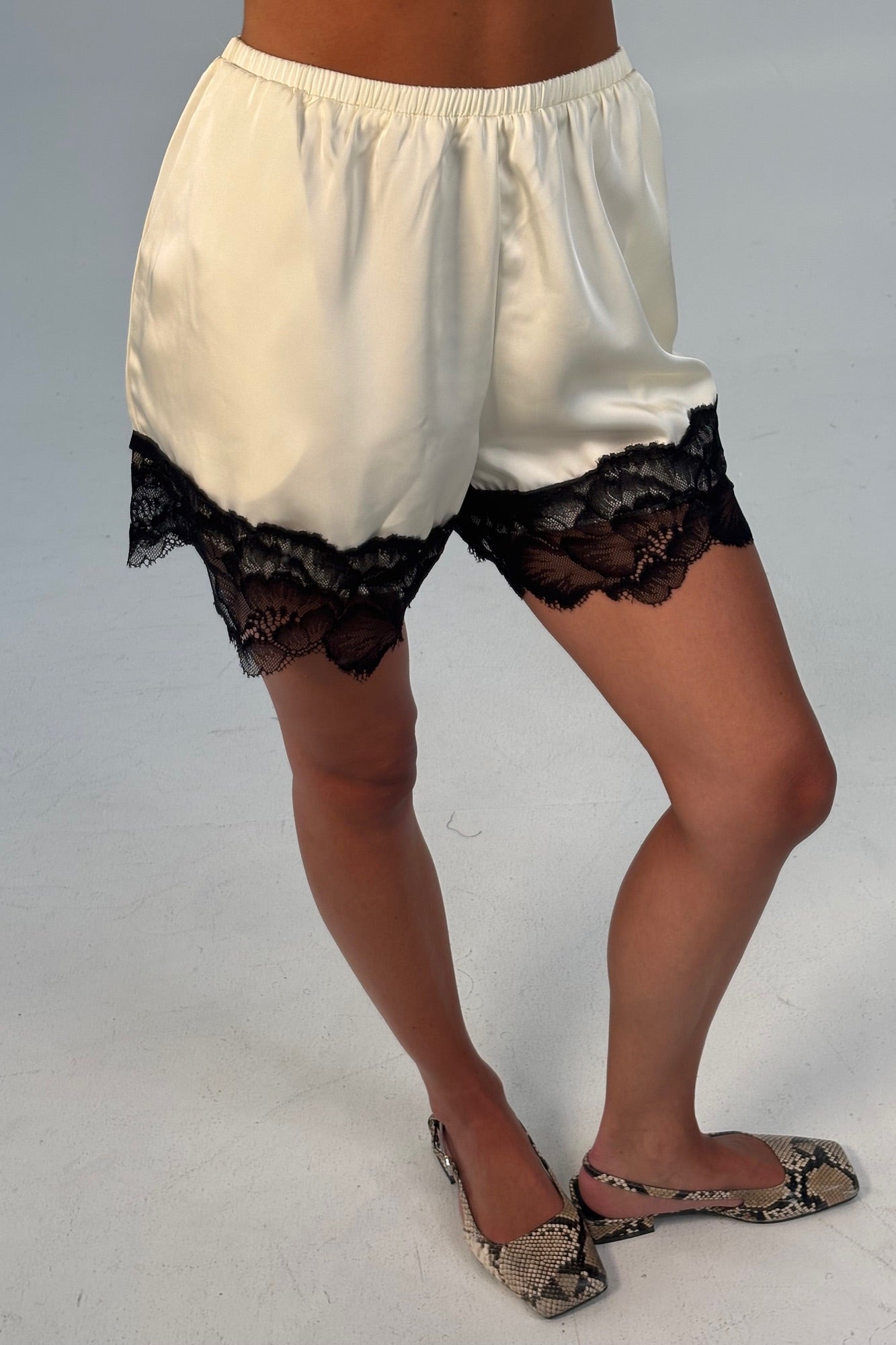 Alias Lace Trim Short White - FINAL SALE