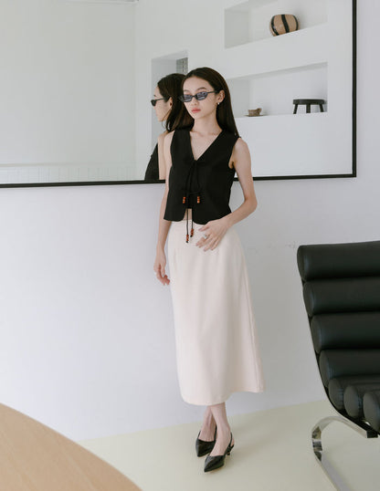 Abby Tie-Front Linen Vest in Black