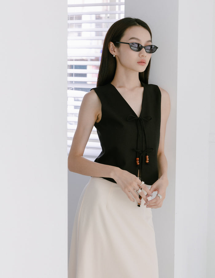 Abby Tie-Front Linen Vest in Black