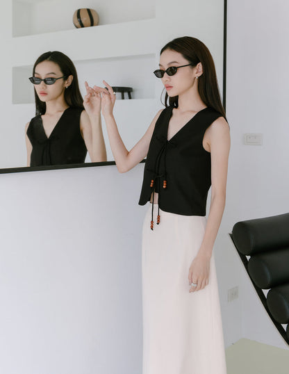 Abby Tie-Front Linen Vest in Black