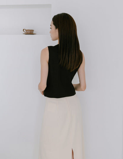 Abby Tie-Front Linen Vest in Black