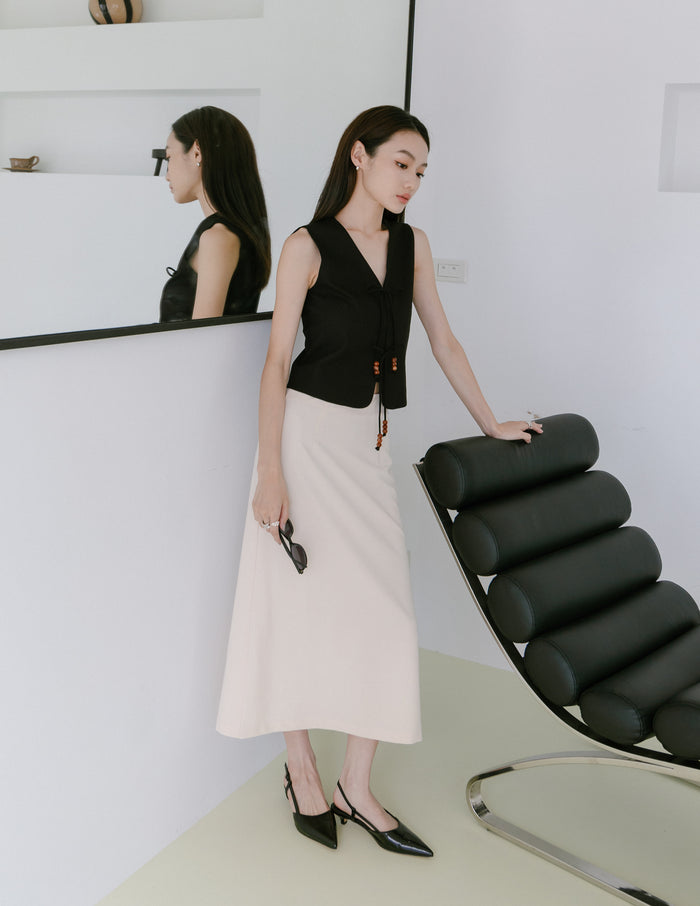 Abby Tie-Front Linen Vest in Black