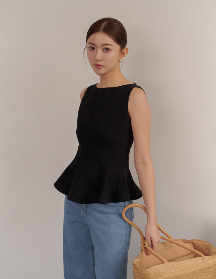 Addison Panel Peplum Top in Black