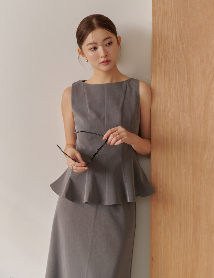 Addison Panel Peplum Top in Grey