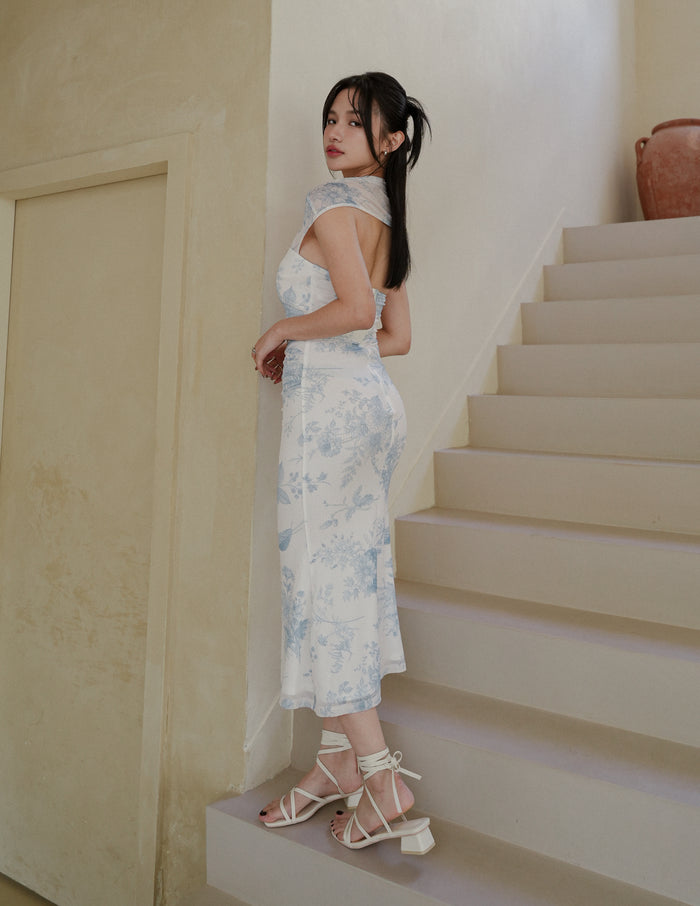 Adrianna Floral Mesh Padded Dress in Blue