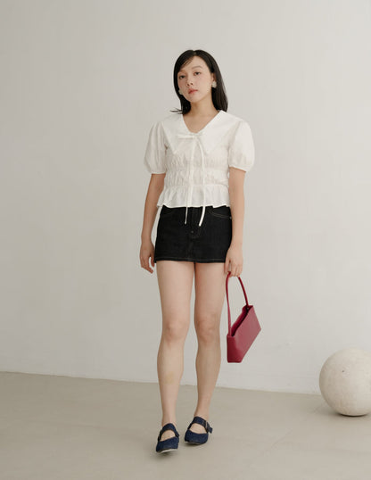 Aveline Peterpan Collar Blouse in White