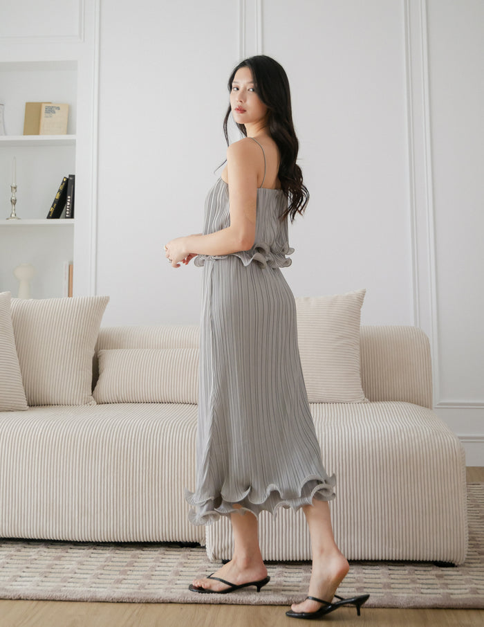 Brena Pleated Midi Skirt in Grey