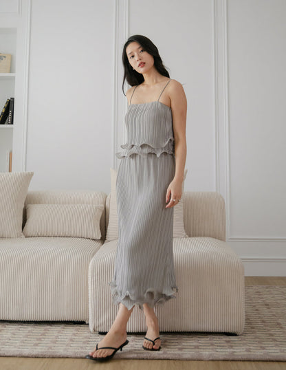 Brena Pleated Midi Skirt in Grey