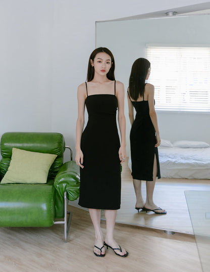 Carol Padded Midi Dress in Black