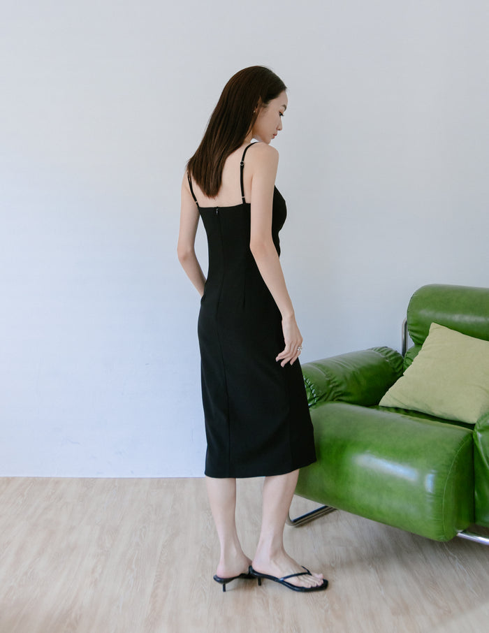 Carol Padded Midi Dress in Black