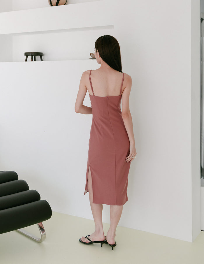 Carol Padded Midi Dress in Mauve