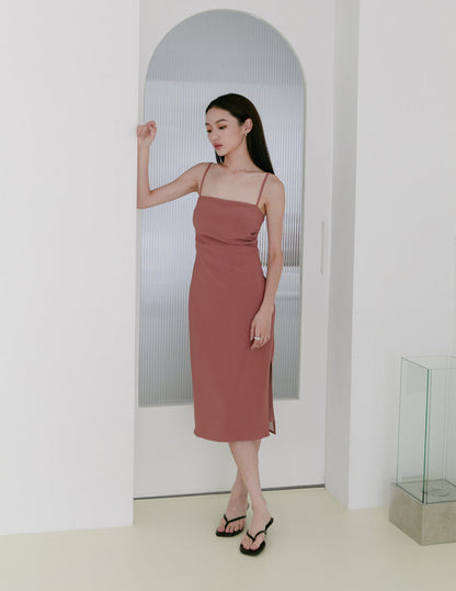 Carol Padded Midi Dress in Mauve
