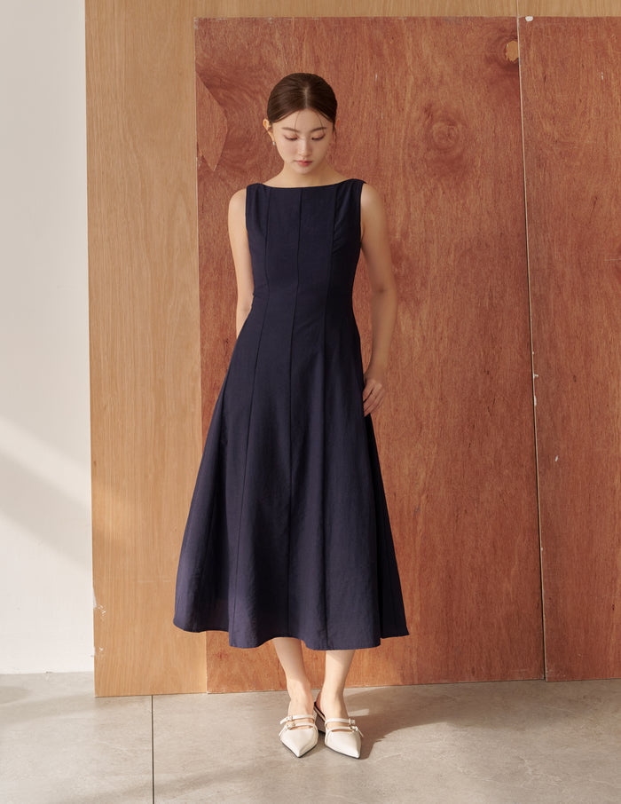 Carrie Panel Midi Dress in Navy