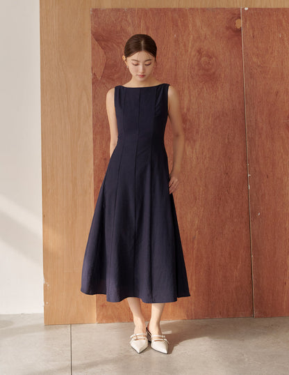 Carrie Panel Midi Dress in Navy