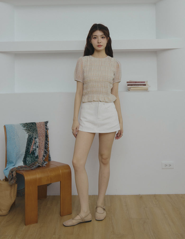 Cloe Shirred Puff Sleeve Top in Pastel Plaid
