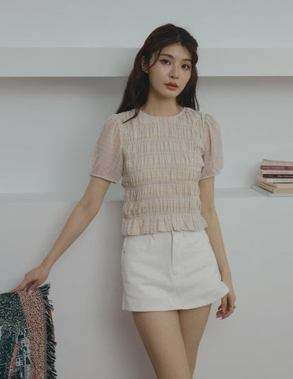 Cloe Shirred Puff Sleeve Top in Pastel Plaid