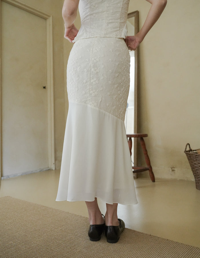 Dakota Mesh Midi Skirt in Eyelet