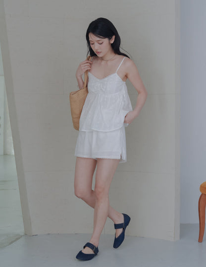 Ellis Lace Trim Linen Shorts in White
