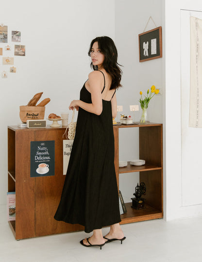 Eugenia Two Tone Maxi Dress in Black