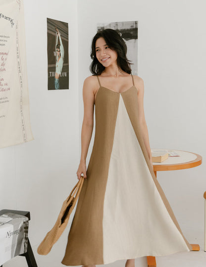 Eugenia Two Tone Maxi Dress in Khaki