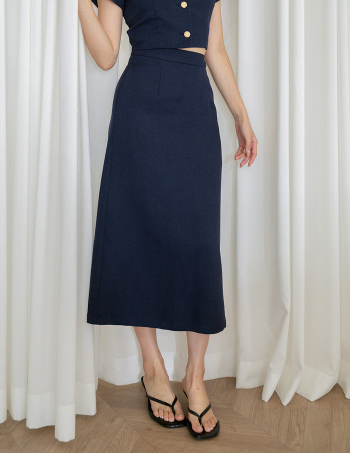 Eve Tweed Midi Skirt in Navy