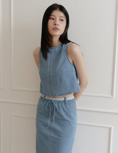 Iris Boxy Crop Denim Top in Light Wash